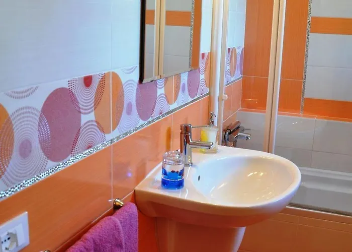 Отель Notti Romane