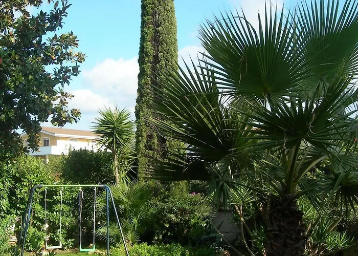 Отель Notti Romane 2*